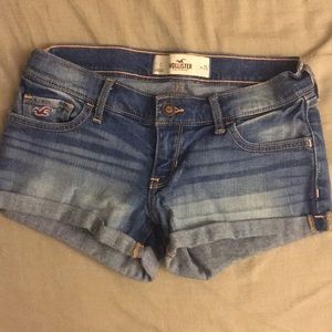 Hollister low rise shorts